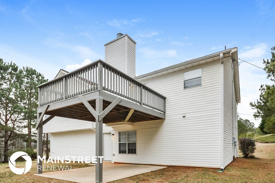 Building Photo - 165 Fields Creek Way