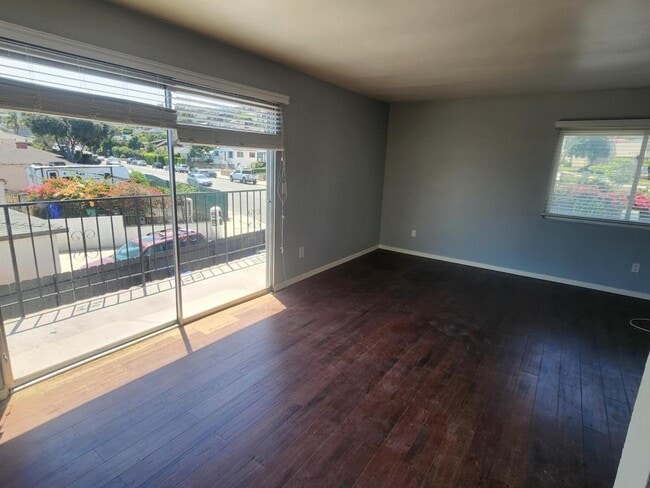 Building Photo - 995 Rosecrans St