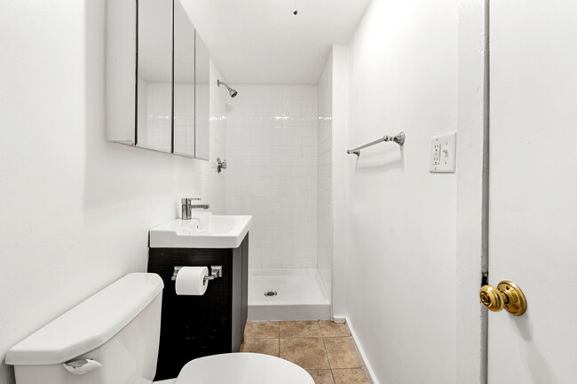 Building Photo - 22-26 Waltham St Maynard