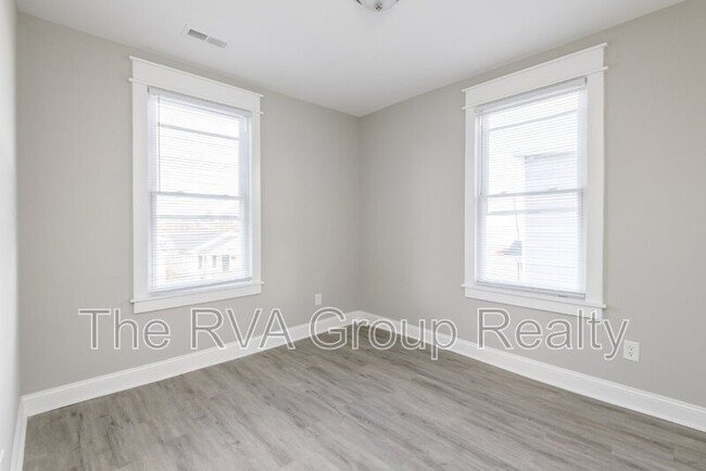 Building Photo - 1808 Mansion Avenue