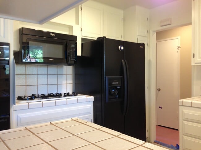 Building Photo - 841 Cortez St