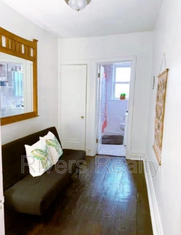 Building Photo - 6649 Berthold Ave