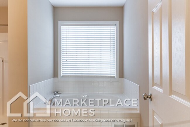 Building Photo - 7304 Calla Crossing Ln