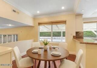 Building Photo - 1885 Fallview Rd