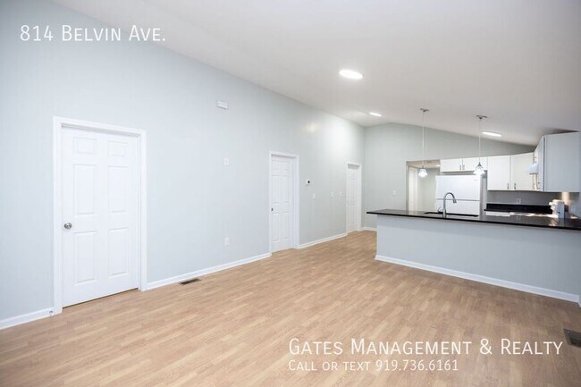 Building Photo - 814 Belvin Ave