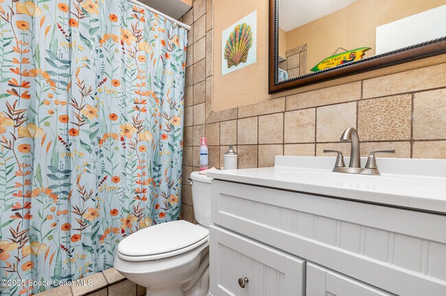 Building Photo - 1047 Small Ct