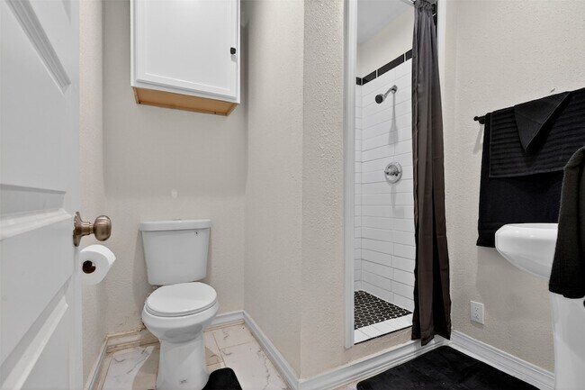 Building Photo - 3863 Arbor St