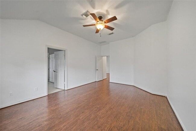 Building Photo - 7030 Thistlewood Park Ct