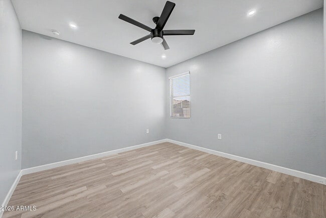 Building Photo - 30731 W Monterey Dr
