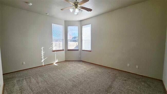 Building Photo - 4117 Gyrfalcon Dr