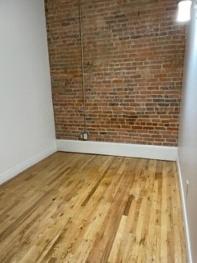 Building Photo - 208 W Michigan Ave