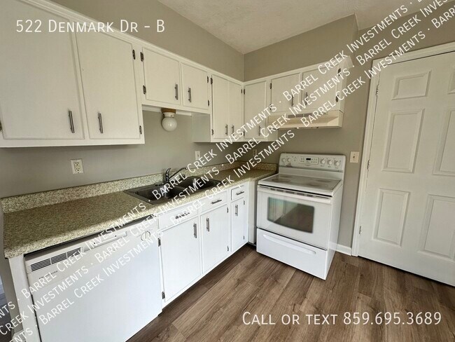 Building Photo - 522 Denmark Dr