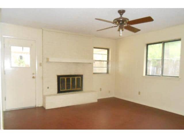 Building Photo - 1608 Mims St