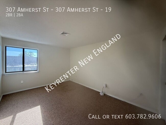 Building Photo - 307 Amherst St - 307 Amherst St-19