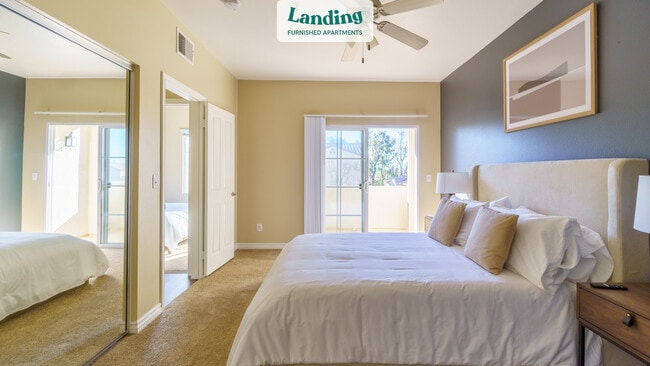 Building Photo - 8250 Vineyard Ave