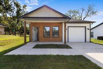 Building Photo - Brand-New 3 Bed, 2 Bath Home for Rent Neve...