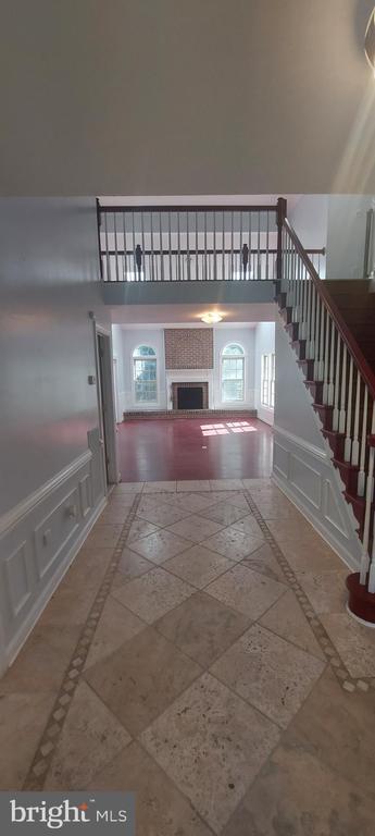 Building Photo - 6135 Fieldcrest Ct