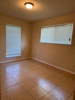 Building Photo - 10118 Kirkbluff Dr