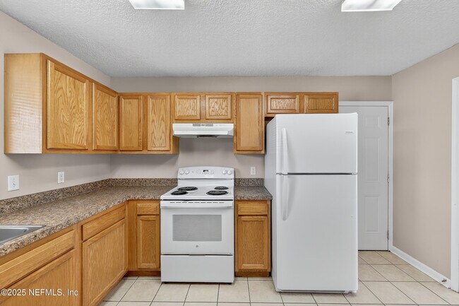 Building Photo - 551 William Penn St