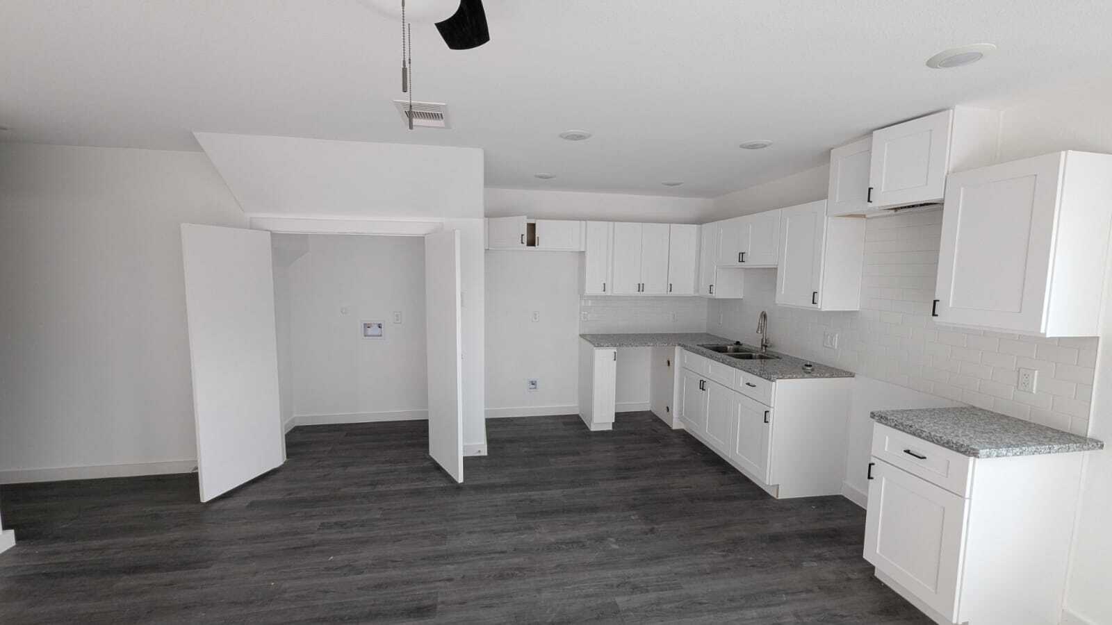 Building Photo - 7904 Shotwell St