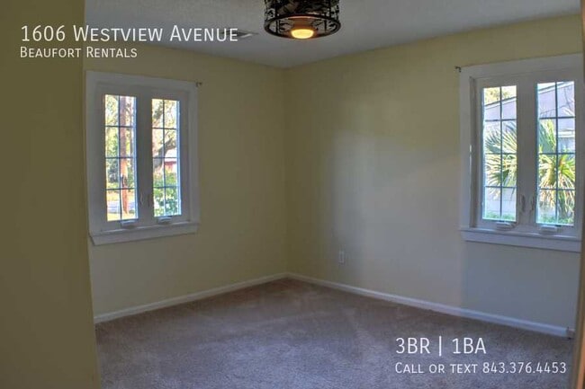 Building Photo - 1606 Westview Ave