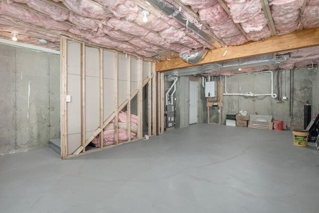 Building Photo - 17 Riley Rd