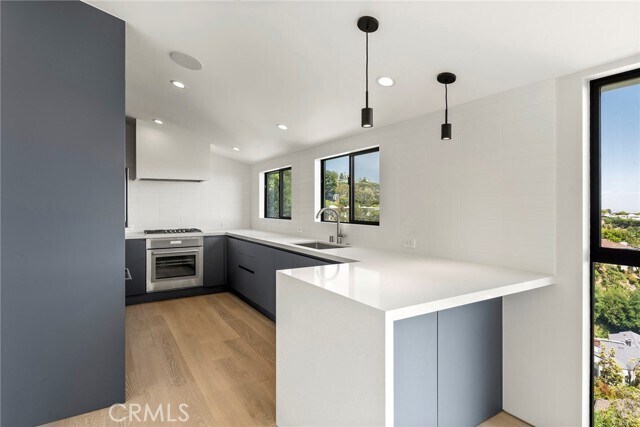 Building Photo - 9336 Lloydcrest Dr