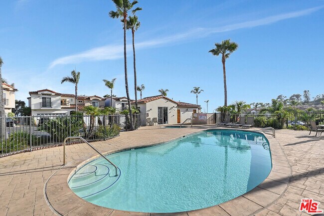 Building Photo - 6442 Lunita Rd