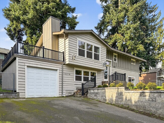 Building Photo - 16218 3rd Ave SE