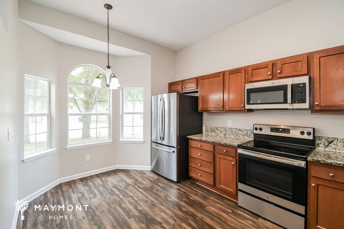 Building Photo - 10884 Campus Heights Ln
