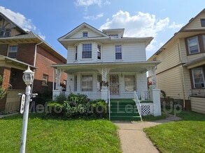 Building Photo - 3759 Columbus St