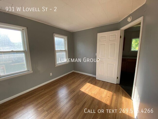 Building Photo - 931 W Lovell St