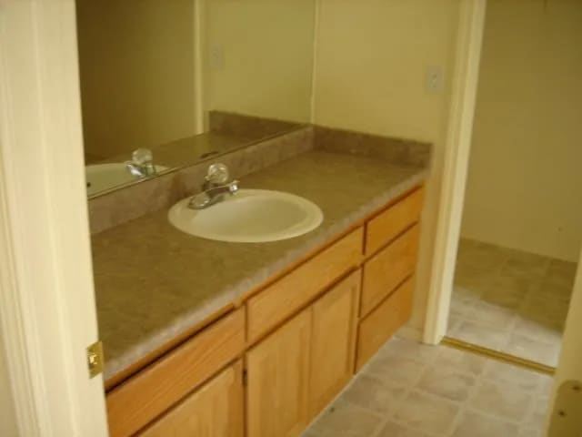 Building Photo - 8137 Quartz Ln