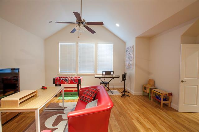 Building Photo - 1614 Thoroughbred Ln