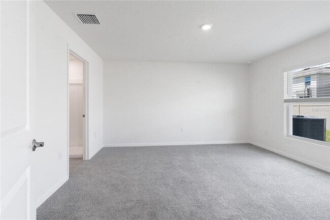 Building Photo - 8666 SW 44th Terrace