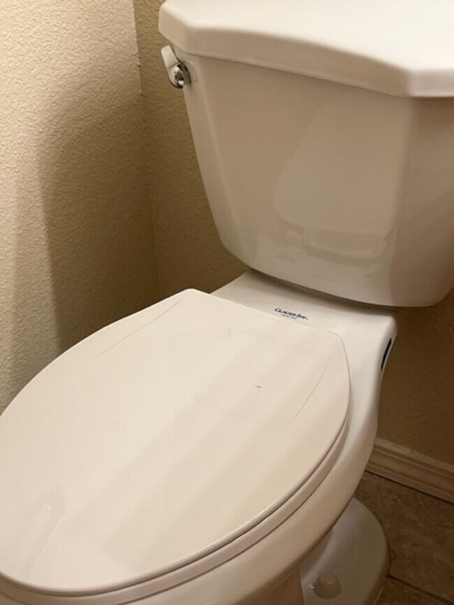 Building Photo - Beautiful home on a large corner lot with RV parking