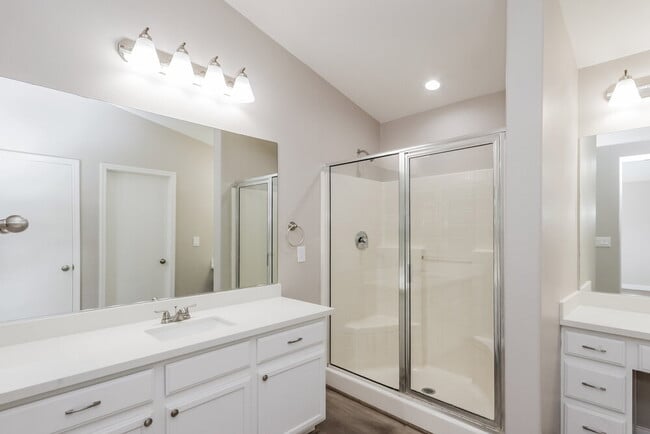 Building Photo - 485 Blue Juniper Ln