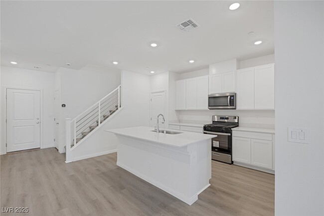 Building Photo - 2731 Luzzi Walk