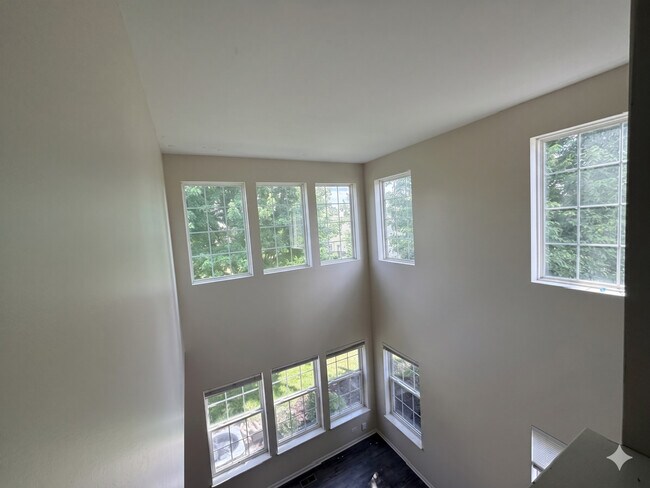 Building Photo - 3740 Pope Ct