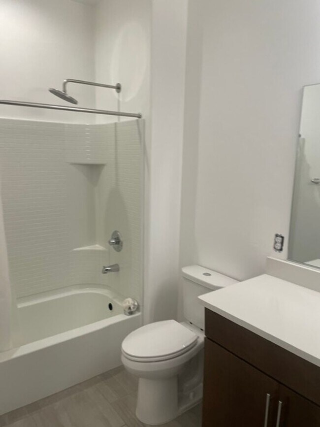 Building Photo - 7750 S Crested Spring Dr