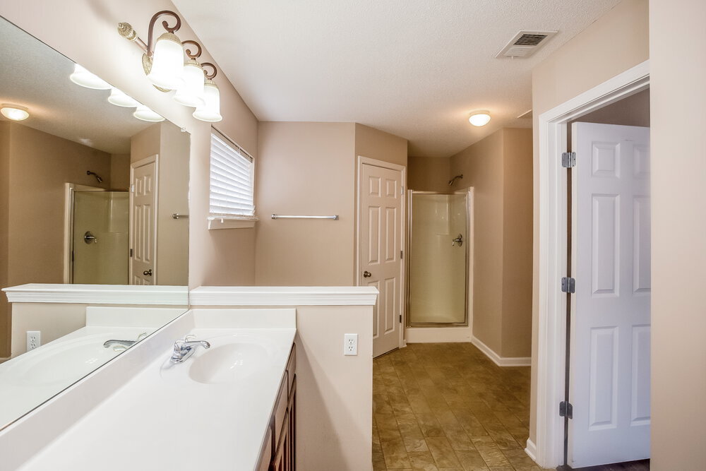 Building Photo - 5882 Tommy Joe Dr