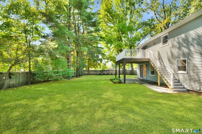 Building Photo - 22 Carrona Dr