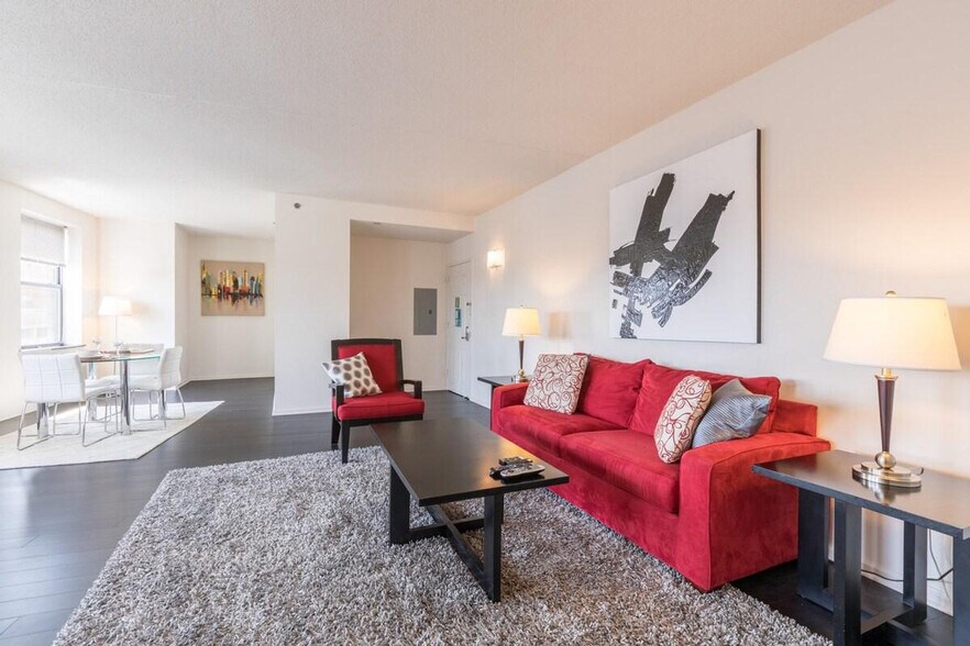Primary Photo - 18 Cattano Ave