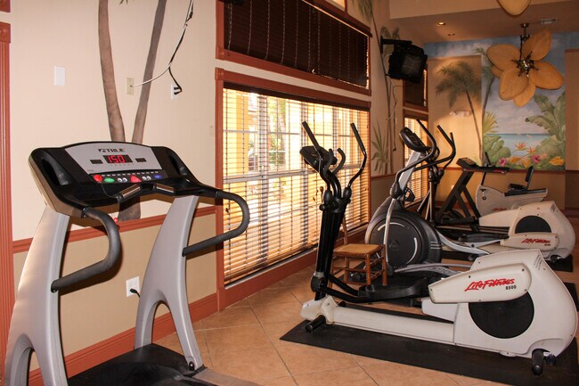 Building Photo - 300 Scotia Dr