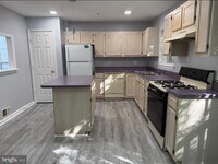 Building Photo - 4621 Pistachio Ln