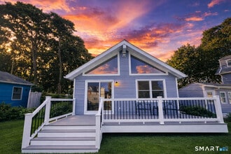 Building Photo - 1088 E Broadway