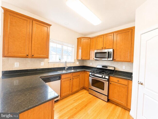 Building Photo - 23007 Heath Aster Way