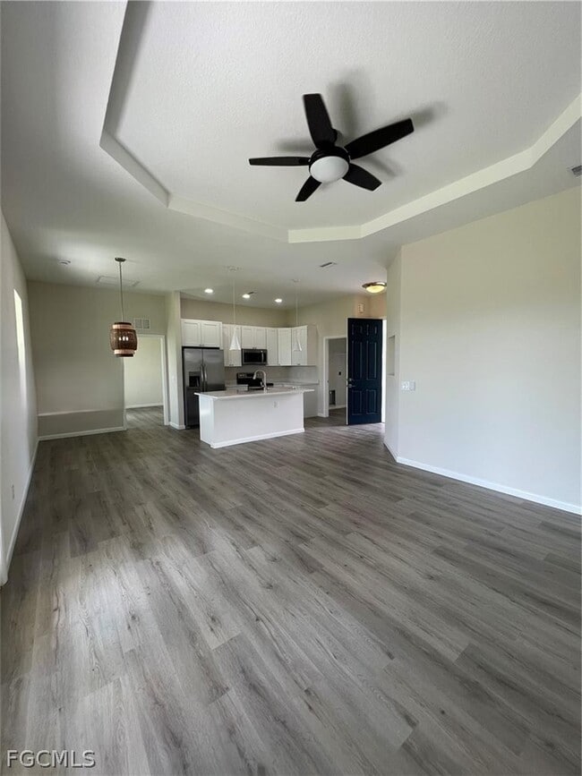 Building Photo - 1088 Saturn Ct