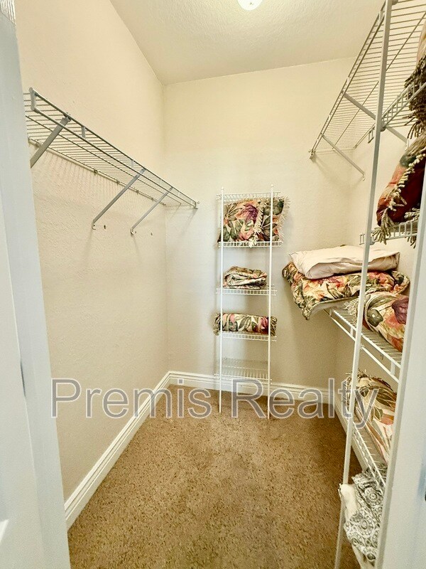 Building Photo - 2715 Via Capri