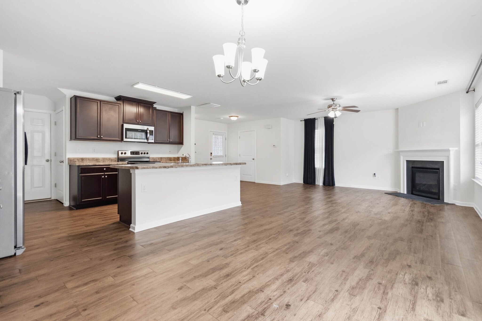 Building Photo - 8705 Longnor St